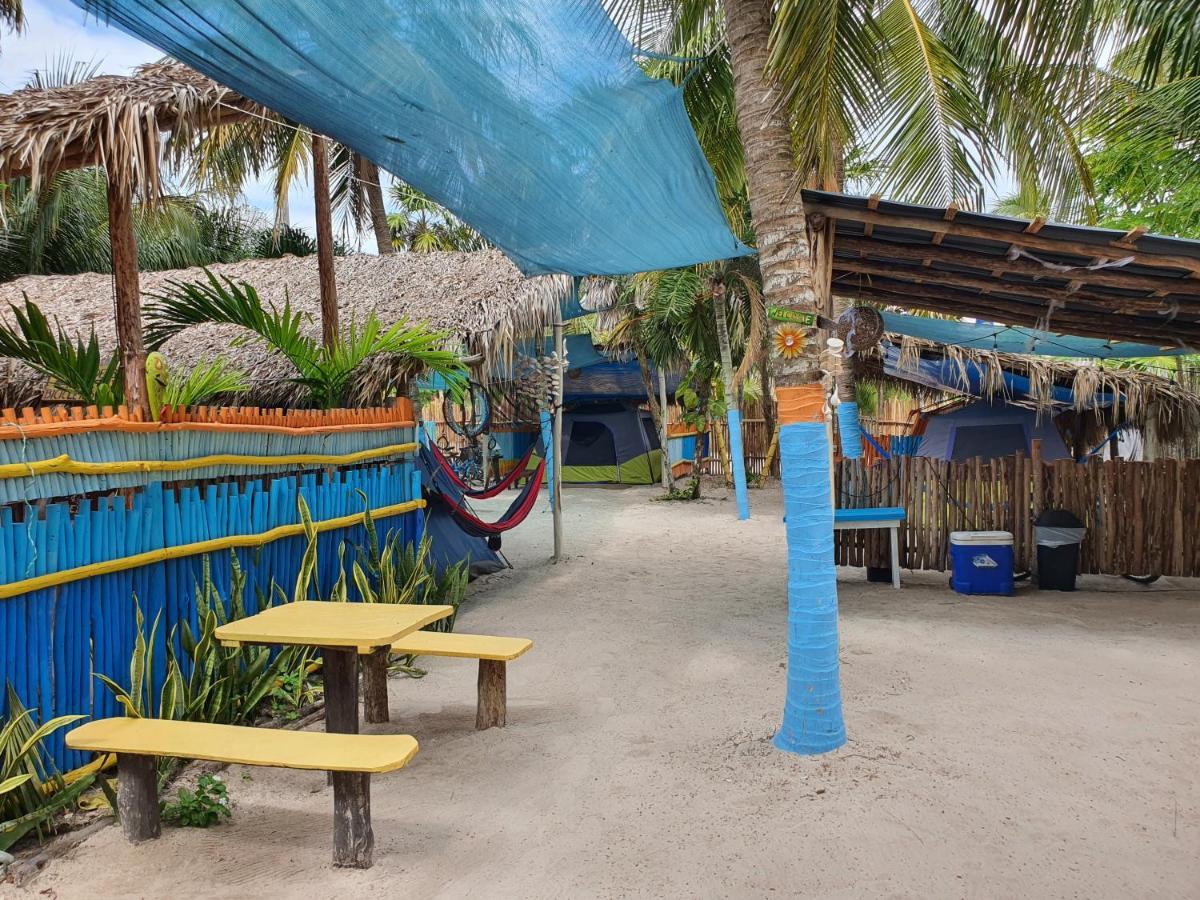 Camping Del Ritmo & Kite Club Hotel El Cuyo Ngoại thất bức ảnh